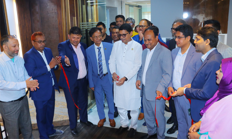 ইন্টারনেট ব্যবসায়ীদের ঝুলন্ত তার মাটির নিচে নেয়ার আহ্বান আইসিটি প্রতিমন্ত্রীর ইন্টারনেট ব্যবসায়ীদের ঝুলন্ত তার মাটির নিচে নেয়ার আহ্বান আইসিটি প্রতিমন্ত্রীর