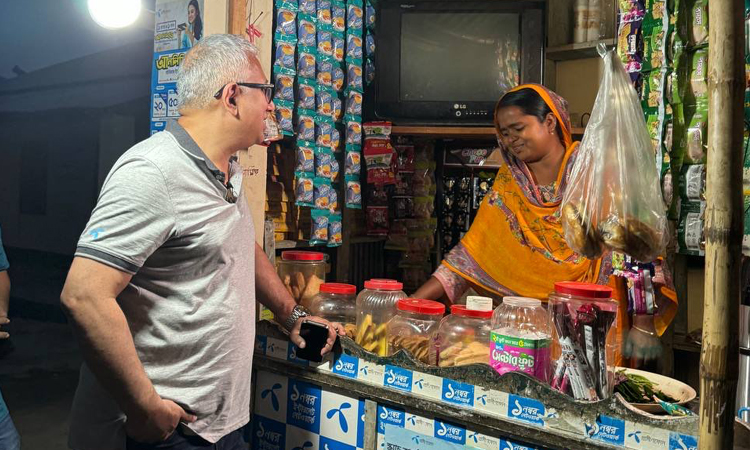 অত্যাধুনিক এআই প্রযুক্তি ব্যবহার করে সেরা নেটওয়ার্ক প্রদানে সংকল্পবদ্ধ গ্রামীণফোন: গ্রামীণফোন সিইও অত্যাধুনিক এআই প্রযুক্তি ব্যবহার করে সেরা নেটওয়ার্ক প্রদানে সংকল্পবদ্ধ গ্রামীণফোন: গ্রামীণফোন সিইও