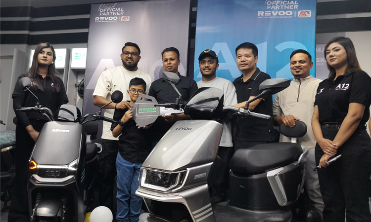 ৮০ হাজার ও ১ লাখেরও কমে বাজারে সাশ্রয়ী ইলেকট্রিক বাইক আনল রিভো ৮০ হাজার ও ১ লাখেরও কমে বাজারে সাশ্রয়ী ইলেকট্রিক বাইক আনল রিভো